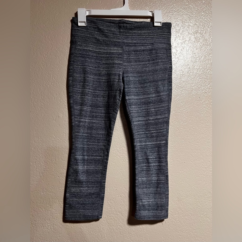 Gap Fit Womens Leggings Capris gap Fast Size M Gray